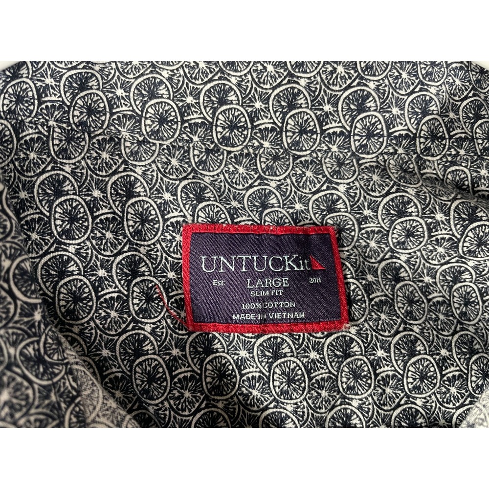 UNTUCKit Tavira Slim Fit Shirt Mens Large Blue White Geometric Medallion 40564 - Picture 3 of 10